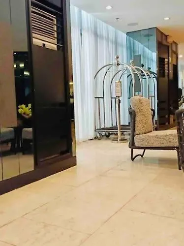 Apartment Mall Of Asia-p00l Fr0nt- New 1 Bedroom With Balc0ny At Sh0re2 Manila