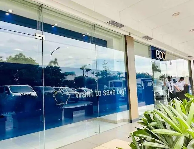 Apartment Mall Of Asia-p00l Fr0nt- New 1 Bedroom With Balc0ny At Sh0re2 Manila