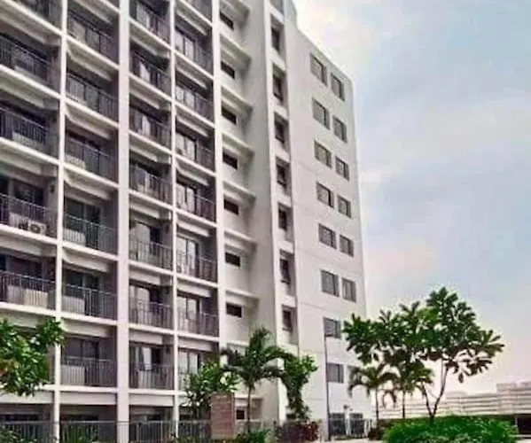 Mall Of Asia-p00l Fr0nt- New 1 Bedroom With Balc0ny At Sh0re2 Apartment Manila