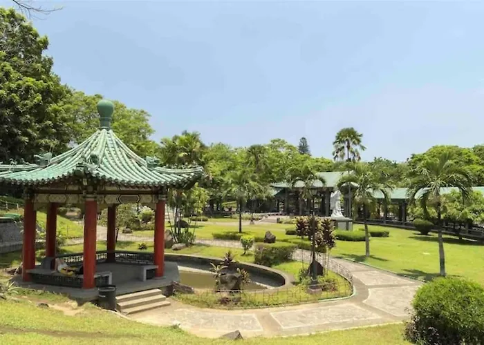 Apartment Mall Of Asia-p00l Fr0nt- New 1 Bedroom With Balc0ny At Sh0re2 Manila